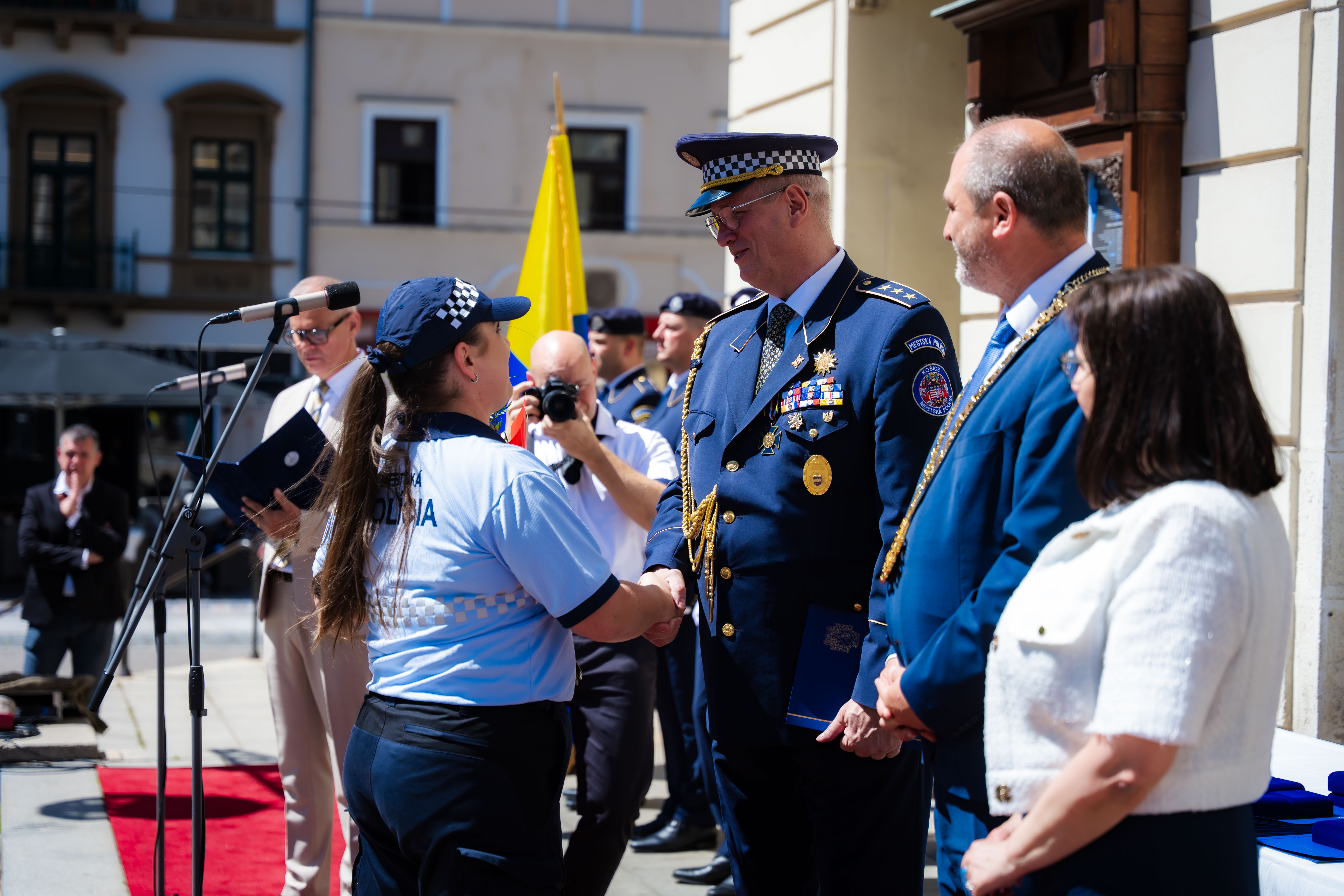 Slavnostne ocenovanie prislusnikov Mestskej policie mesta Kosice -1-83